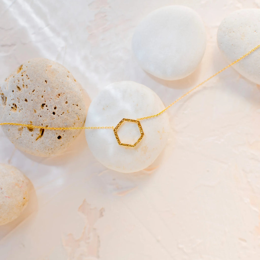 collana esagonale life lines geometrica